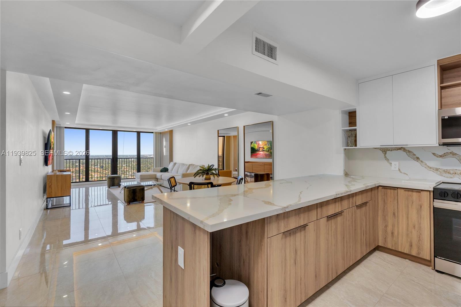 Photo of 2201 Ocean Dr  #2806, Hollywood, Florida, 33019 - 