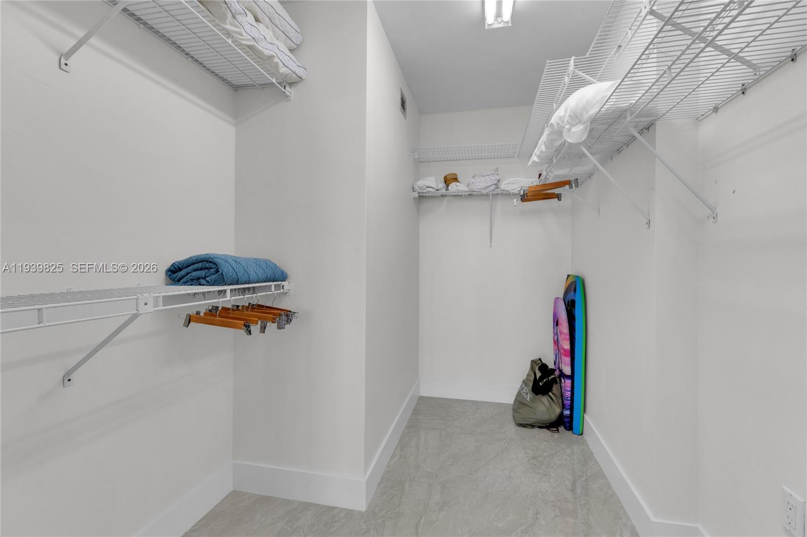 Photo of 2201 Ocean Dr  #2806, Hollywood, Florida, 33019 - 