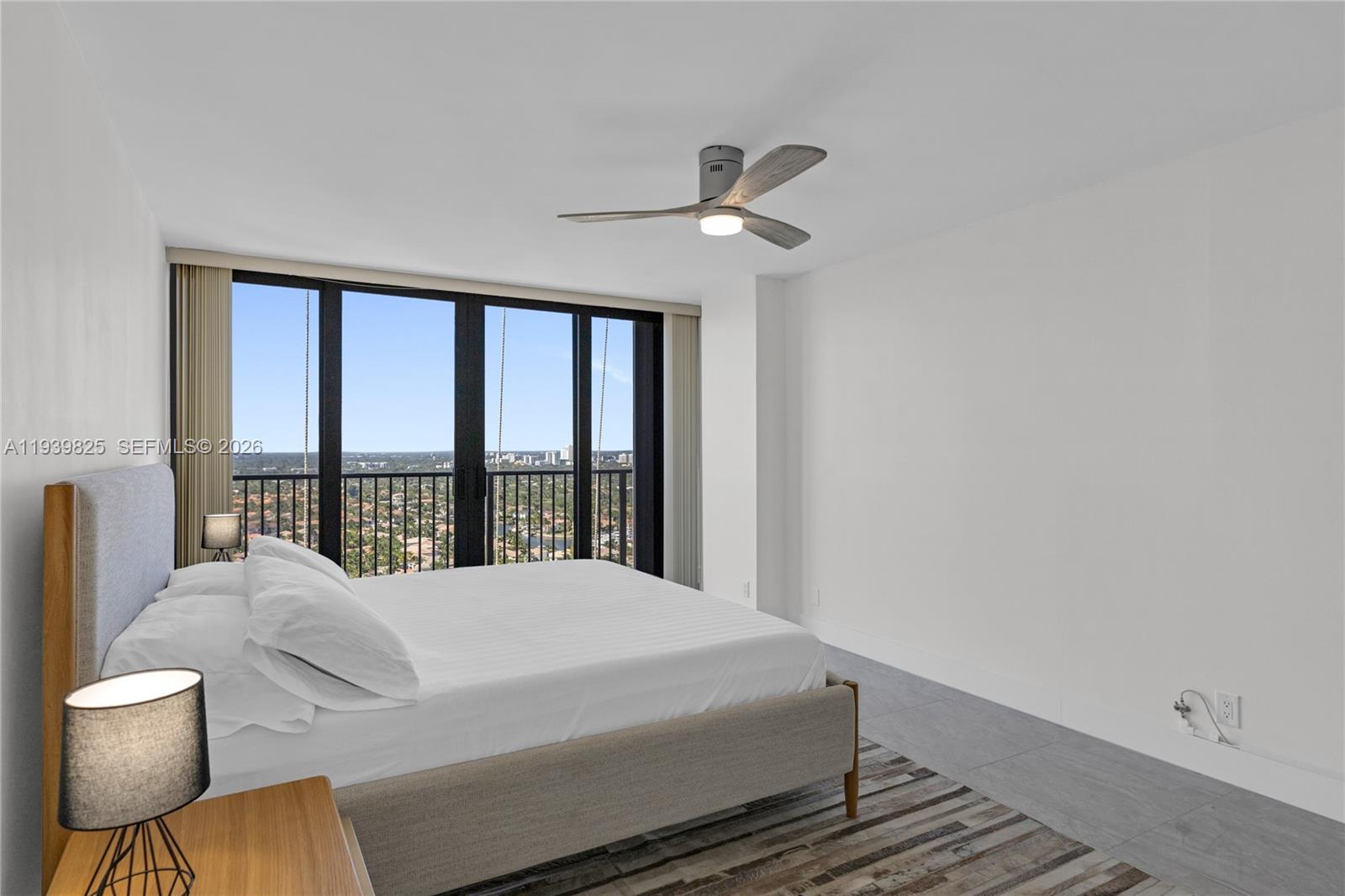 Photo of 2201 Ocean Dr  #2806, Hollywood, Florida, 33019 - 