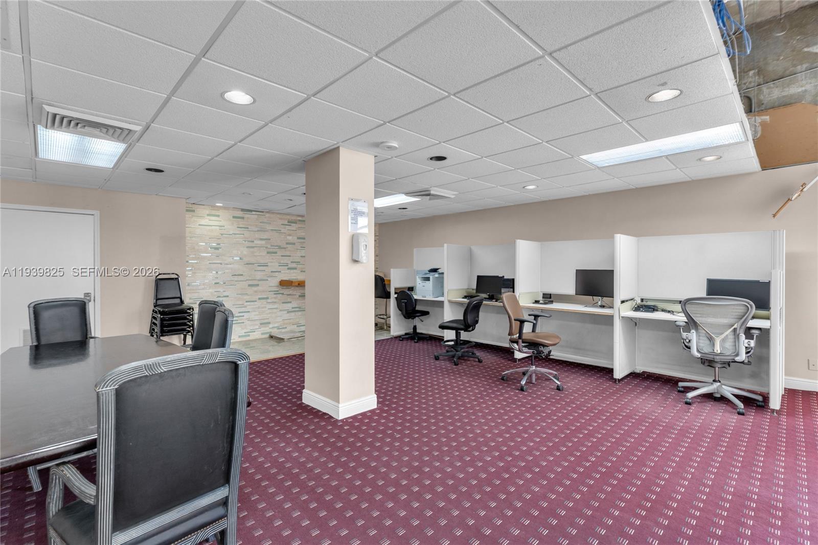 Photo of 2201 Ocean Dr  #2806, Hollywood, Florida, 33019 - 