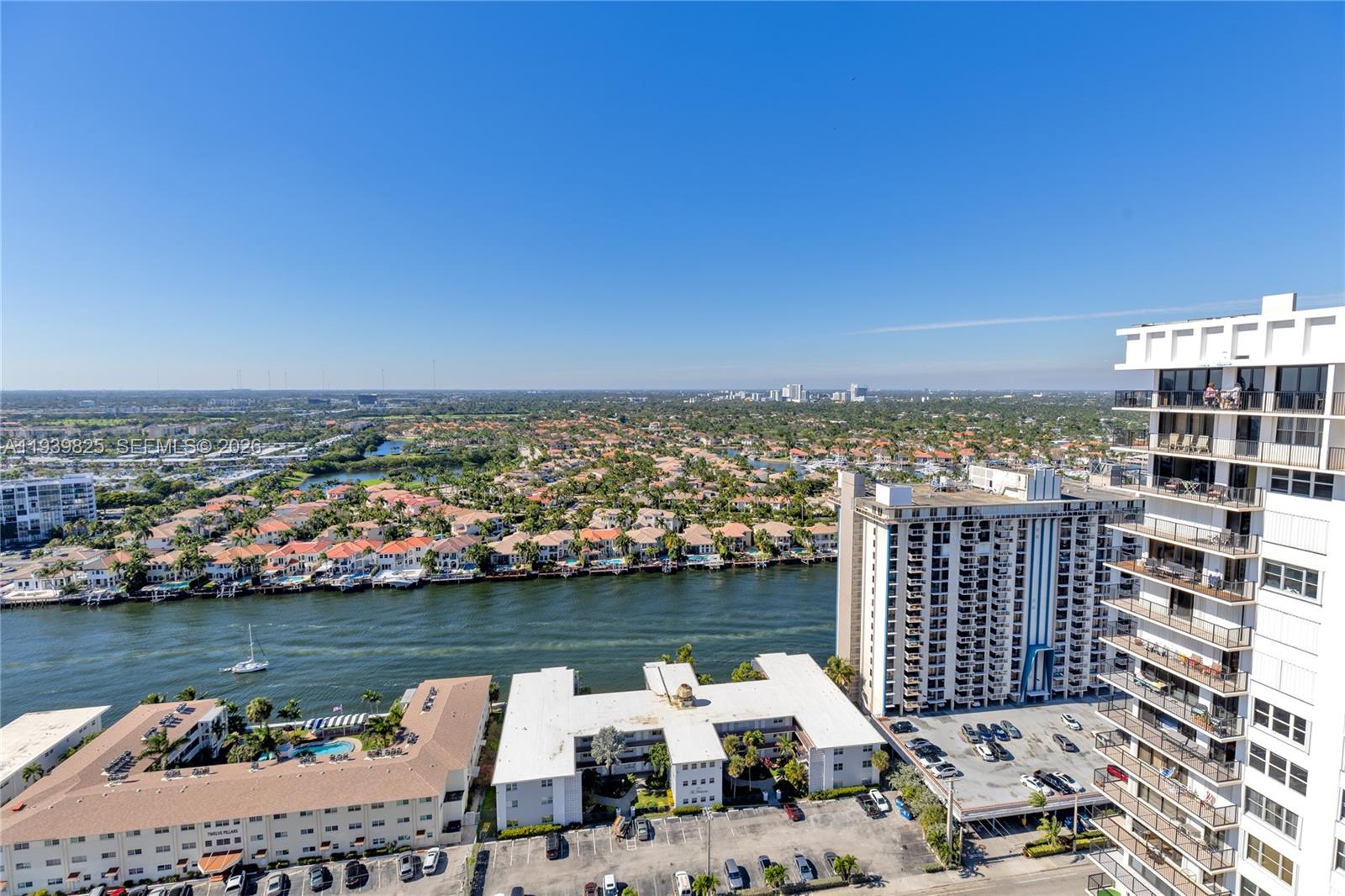 Photo of 2201 Ocean Dr  #2806, Hollywood, Florida, 33019 - 