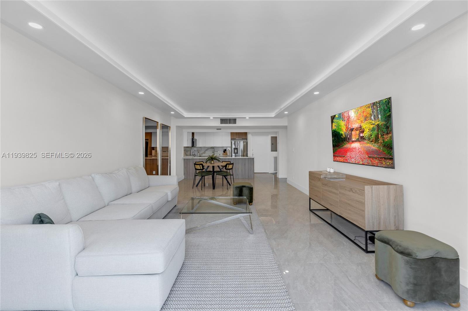 Photo of 2201 Ocean Dr  #2806, Hollywood, Florida, 33019 - 