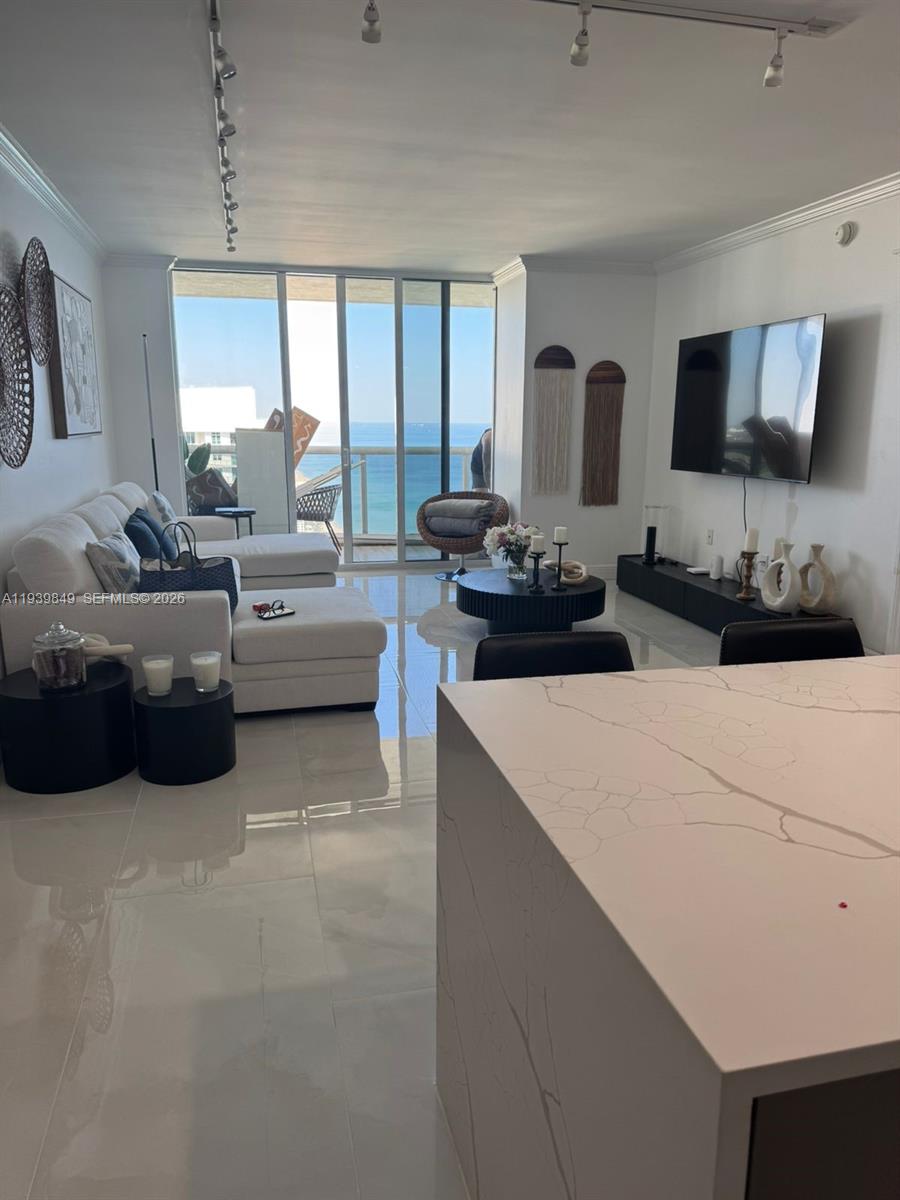 4910 2 / 2 1337 sq. ft. $ 2026-01-06 0 foto