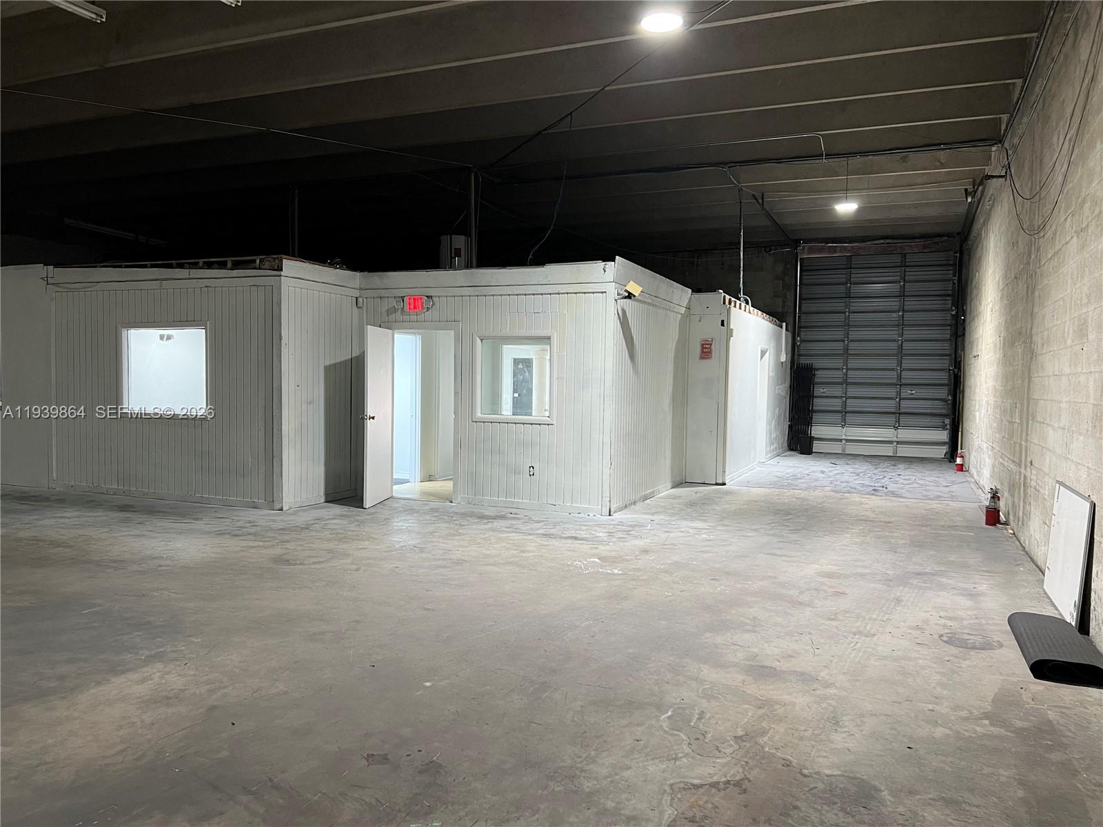   /   sq. ft. $ 2026-01-06 0 Photo