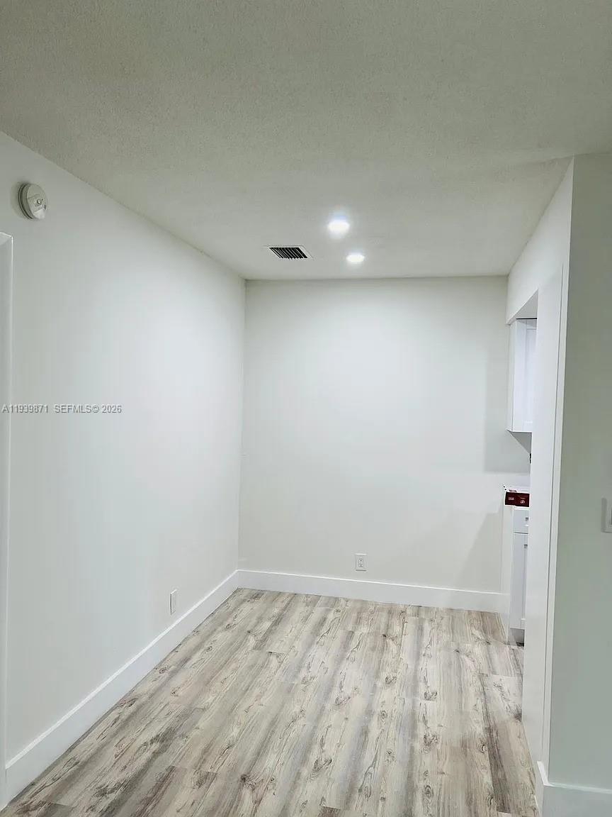 Ver detalles / 2484 sq. ft. $ 2026-01-06 0 foto