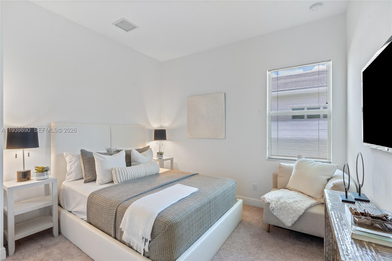 11539 3 / 2 1646 sq. ft. $ 2026-01-06 0 Photo