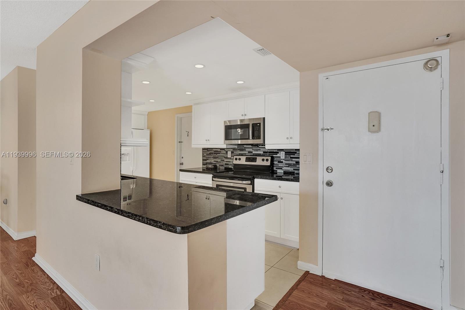 Photo of 1833 Ocean Dr  #906, Hallandale Beach, Florida, 33009 - 