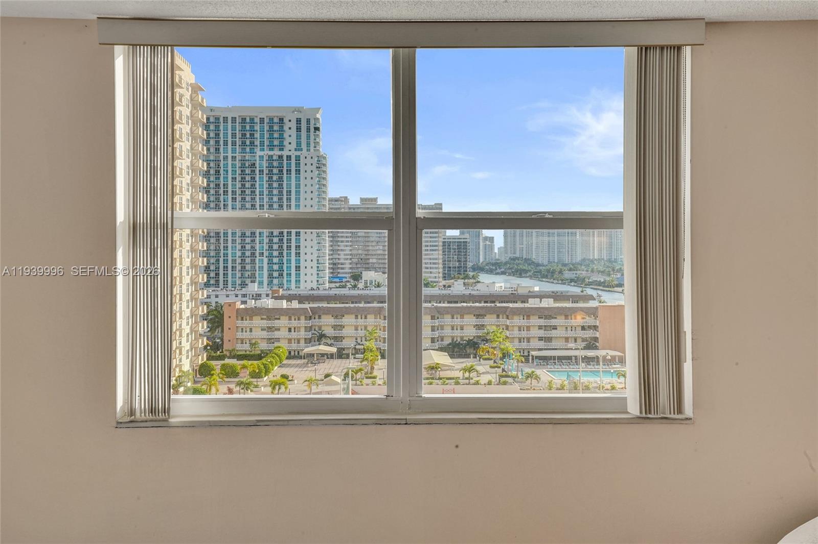 Photo of 1833 Ocean Dr  #906, Hallandale Beach, Florida, 33009 - 