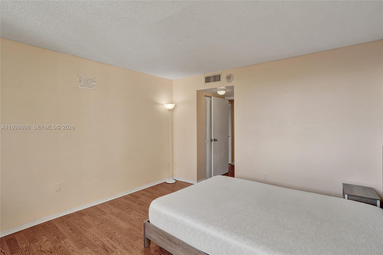 Photo of 1833 Ocean Dr  #906, Hallandale Beach, Florida, 33009 - 