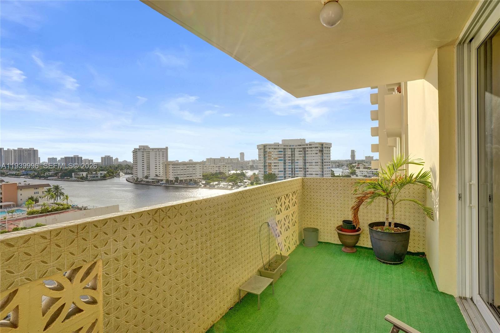 Photo of 1833 Ocean Dr  #906, Hallandale Beach, Florida, 33009 - 