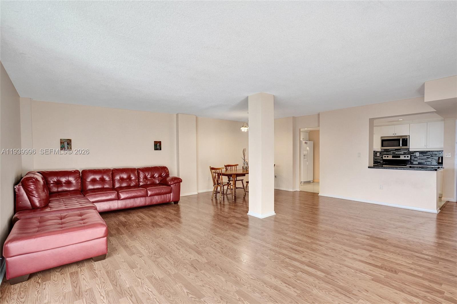 Photo of 1833 Ocean Dr  #906, Hallandale Beach, Florida, 33009 - 