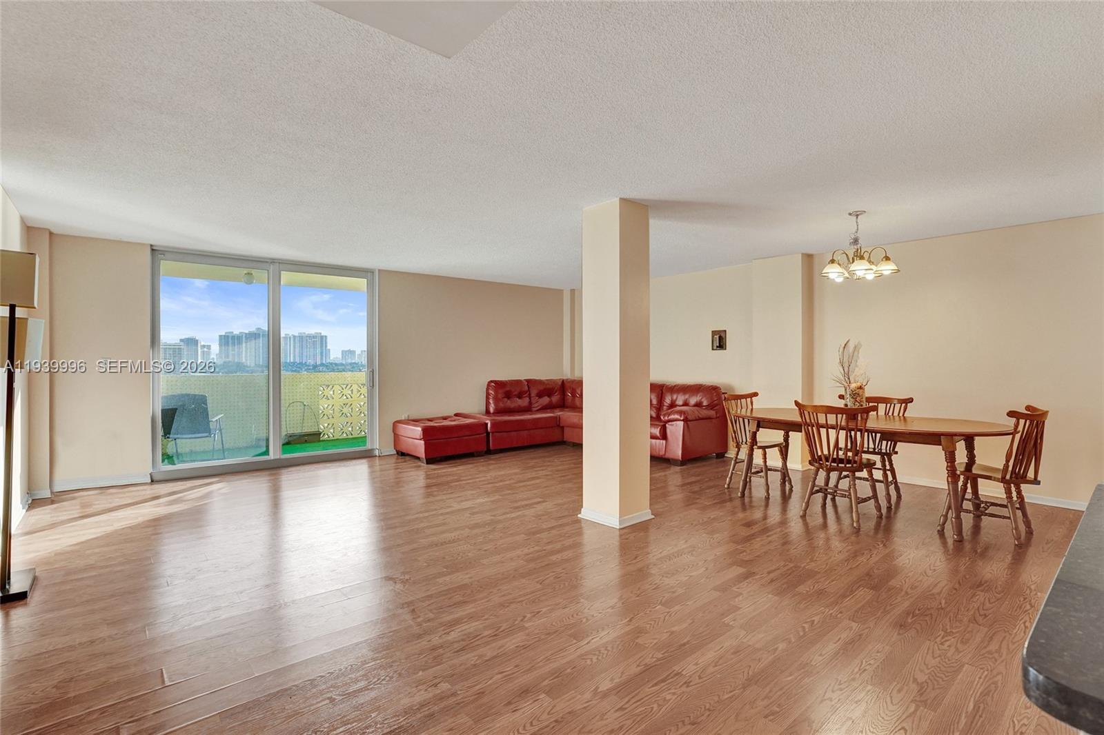 Photo of 1833 Ocean Dr  #906, Hallandale Beach, Florida, 33009 - 