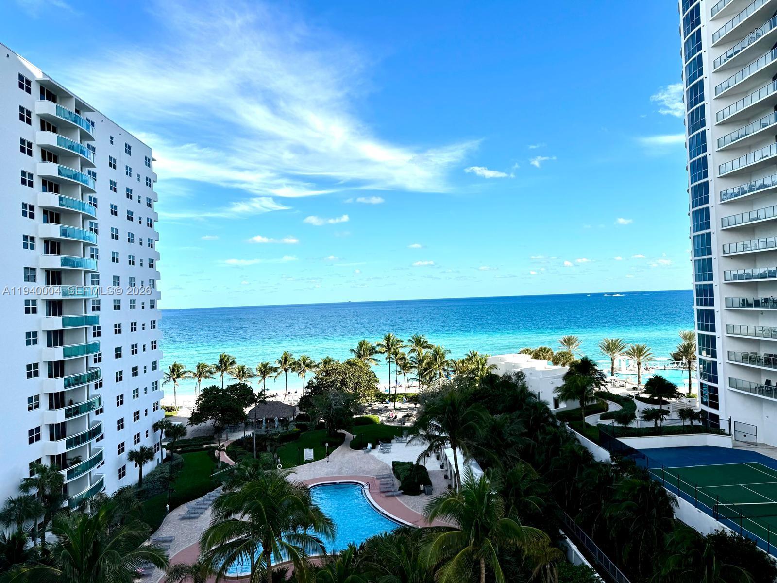 Photo of 3001 Ocean Dr #827, Hollywood, Florida, 33019 -