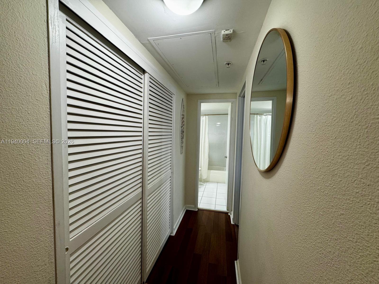 Photo of 3001 Ocean Dr #827, Hollywood, Florida, 33019 -