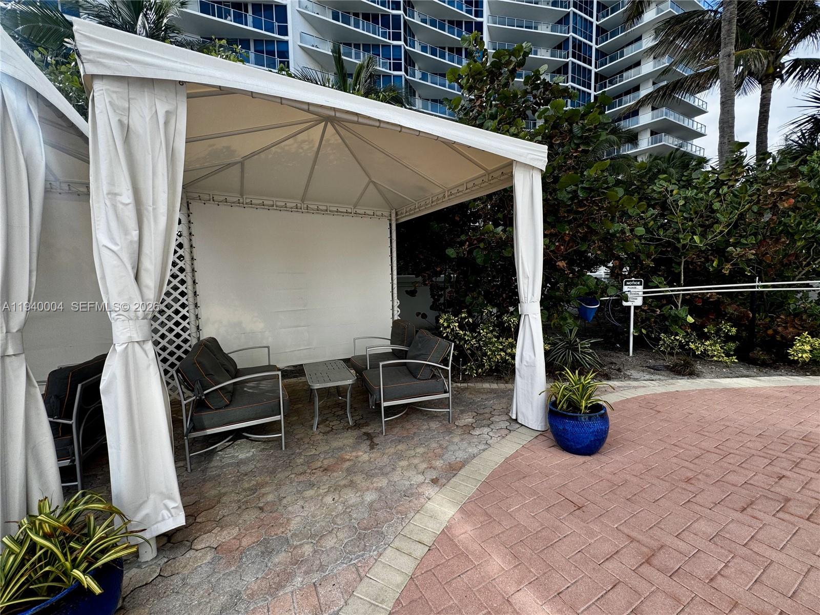 Photo of 3001 Ocean Dr #827, Hollywood, Florida, 33019 -
