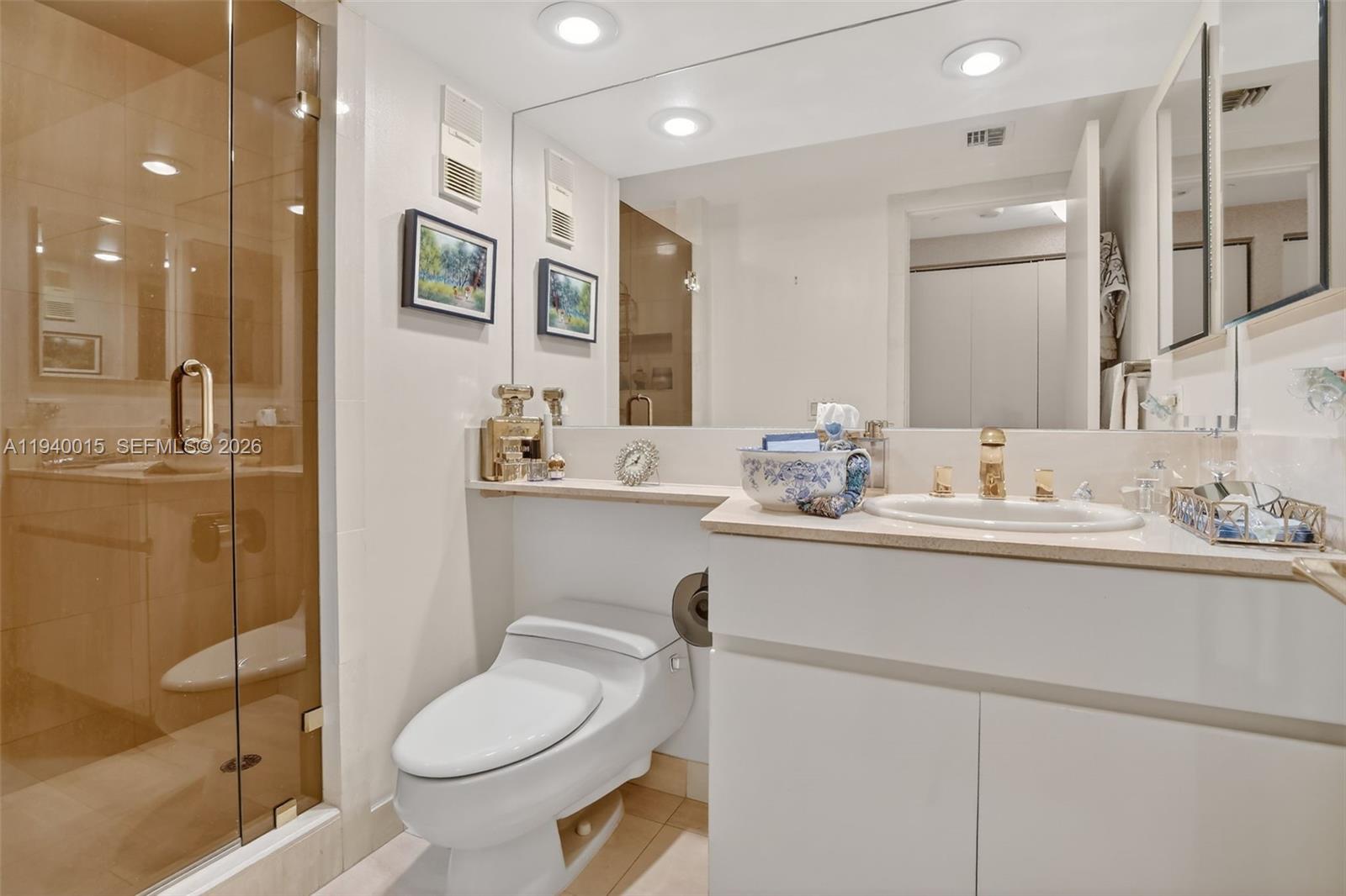 See details 502 2 / 2 1908 sq. ft. $ 2026-01-06 0 Photo