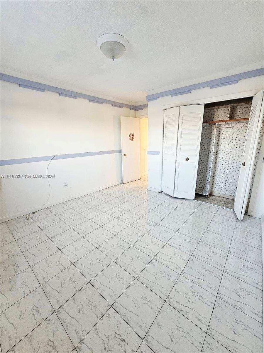 1207 2 / 1 896 кв.футов $ 2026-03-20 0 Фото