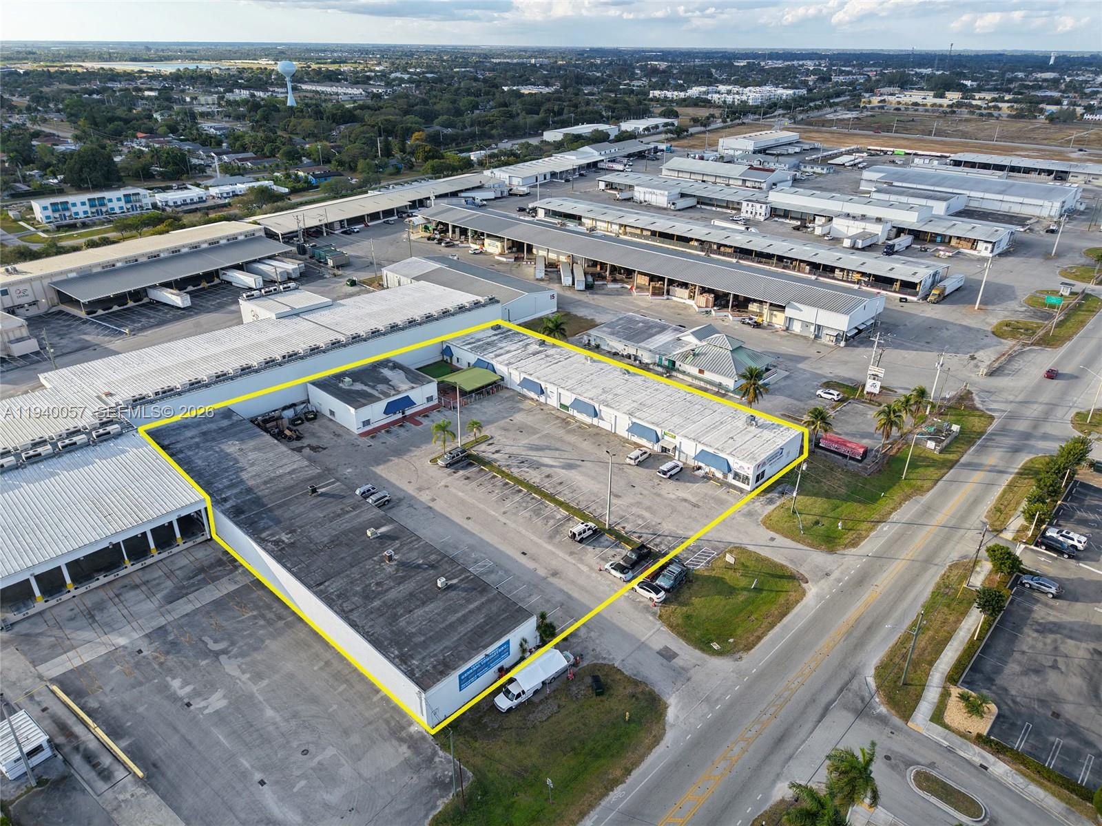   /   кв.футов $ 2026-01-06 0 Фото