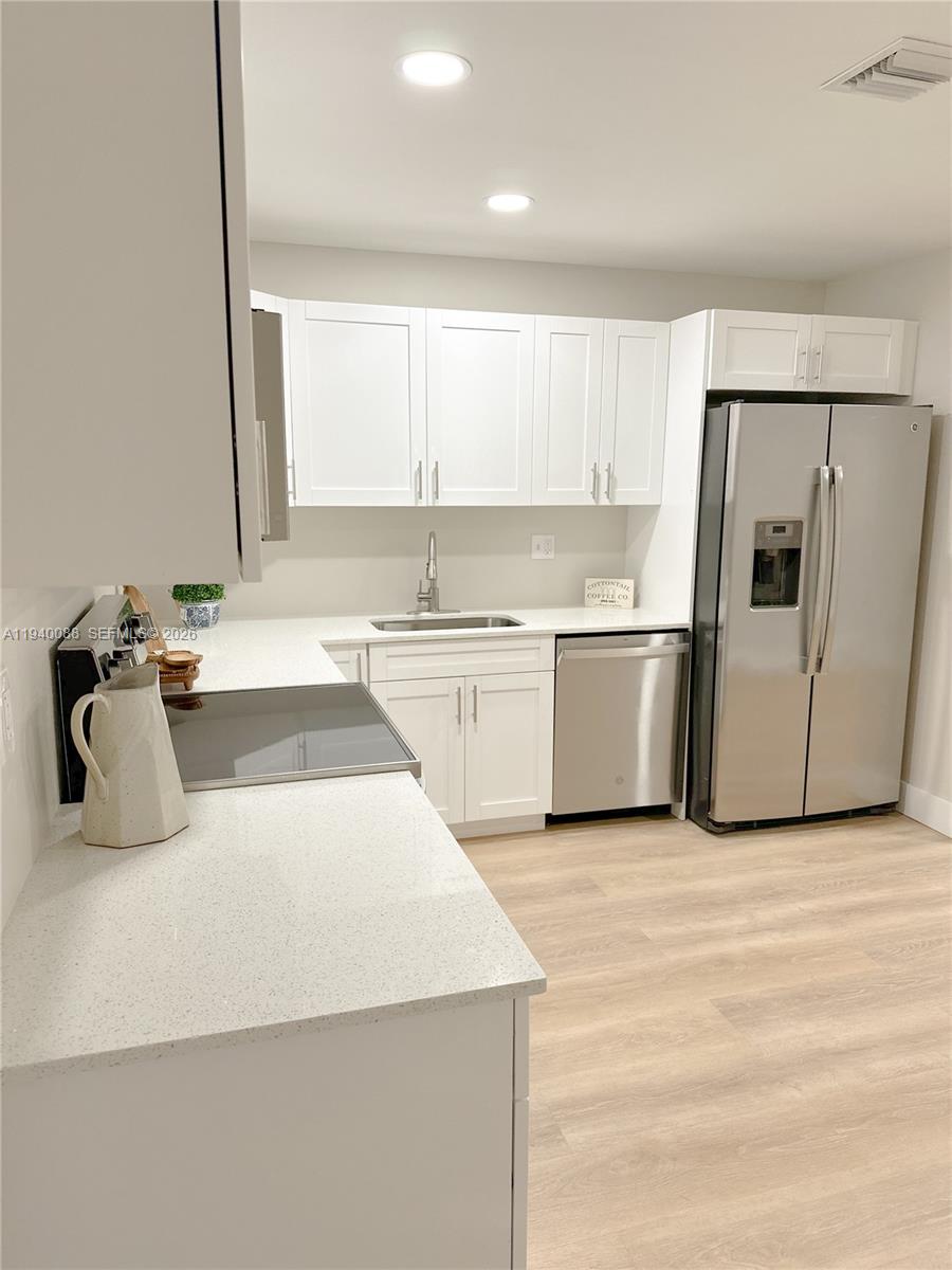 Подробнее / 2024 кв.футов $ 2026-01-06 0 Фото