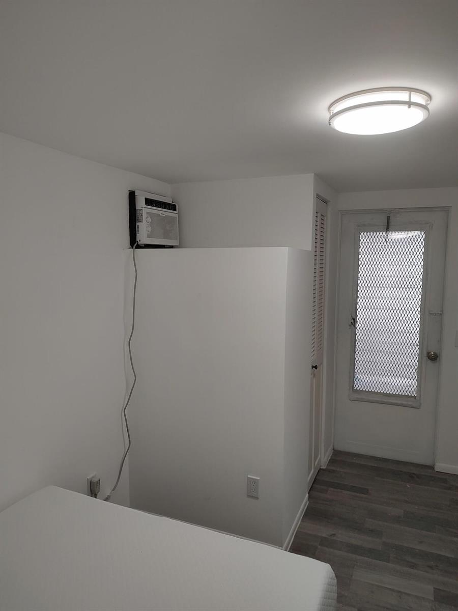 Ver detalles / 3 1250 sq. ft. $ 2026-05-01 0 foto