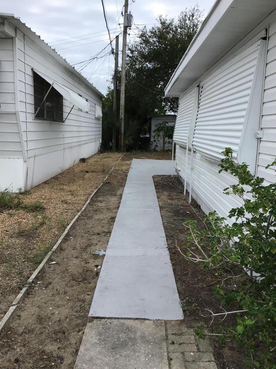 Ver detalles / 3 1250 sq. ft. $ 2026-05-01 0 foto
