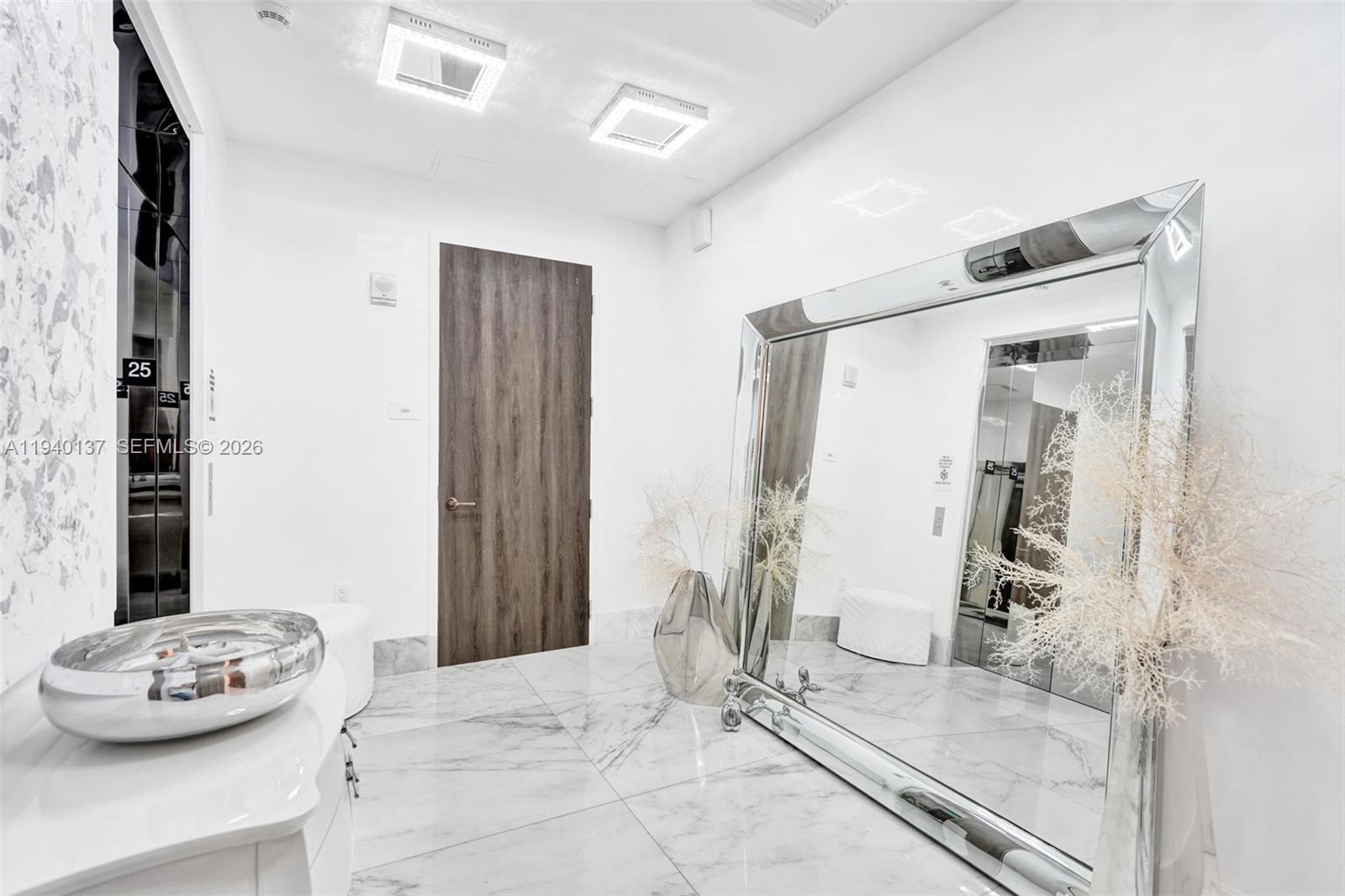 Photo of 17475 Collins Ave  #2502, Sunny Isles Beach, Florida, 33160 - Private foyer and elevator entrance
