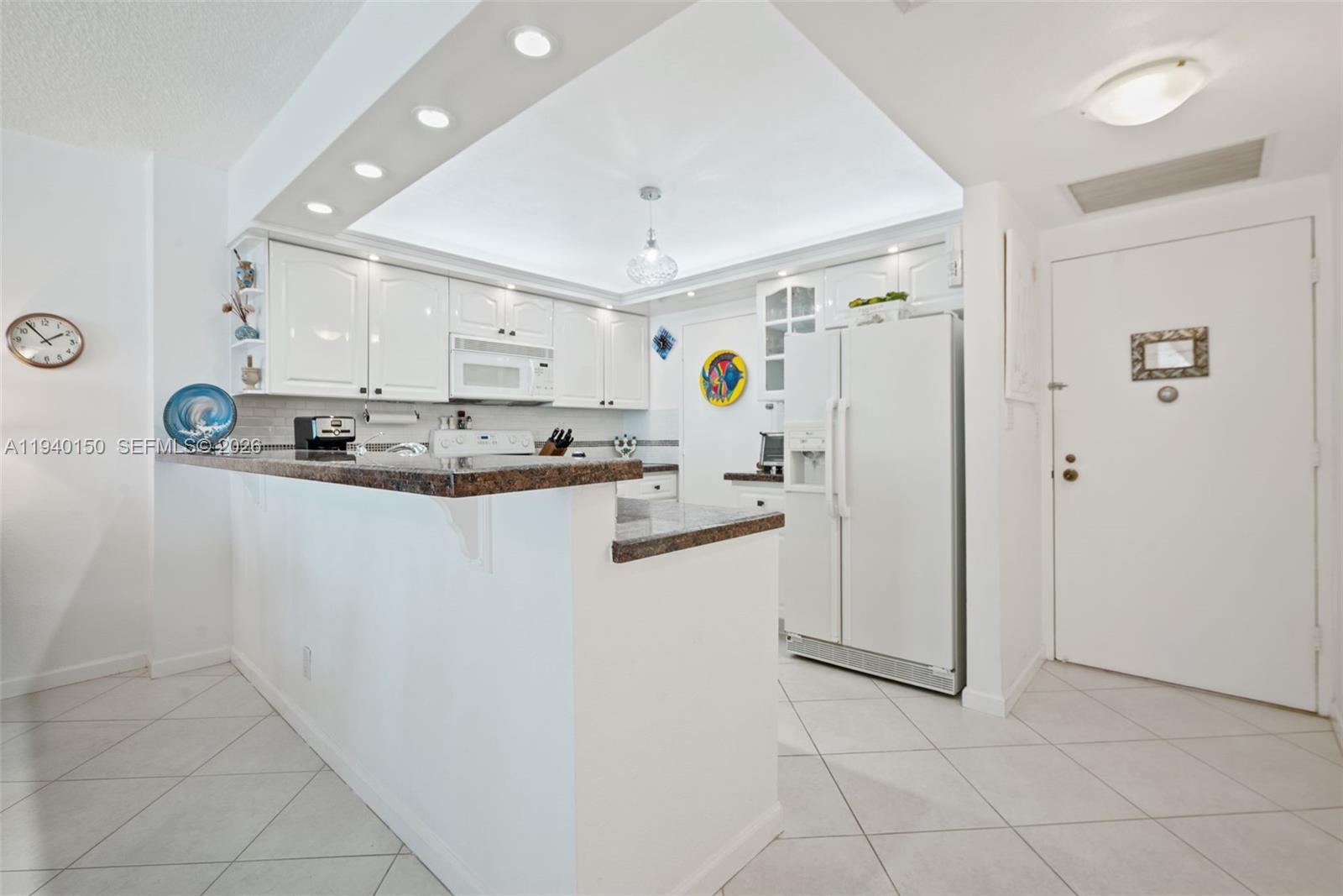 Photo of 3725 Ocean Dr  #1214, Hollywood, Florida, 33019 - 