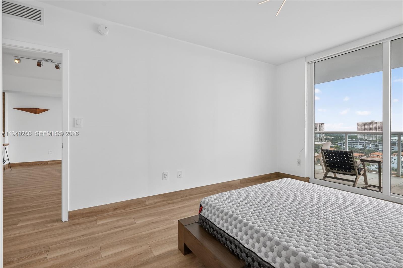 Photo of 400 Sunny Isles Blvd  #1207, Sunny Isles Beach, Florida, 33160 - 