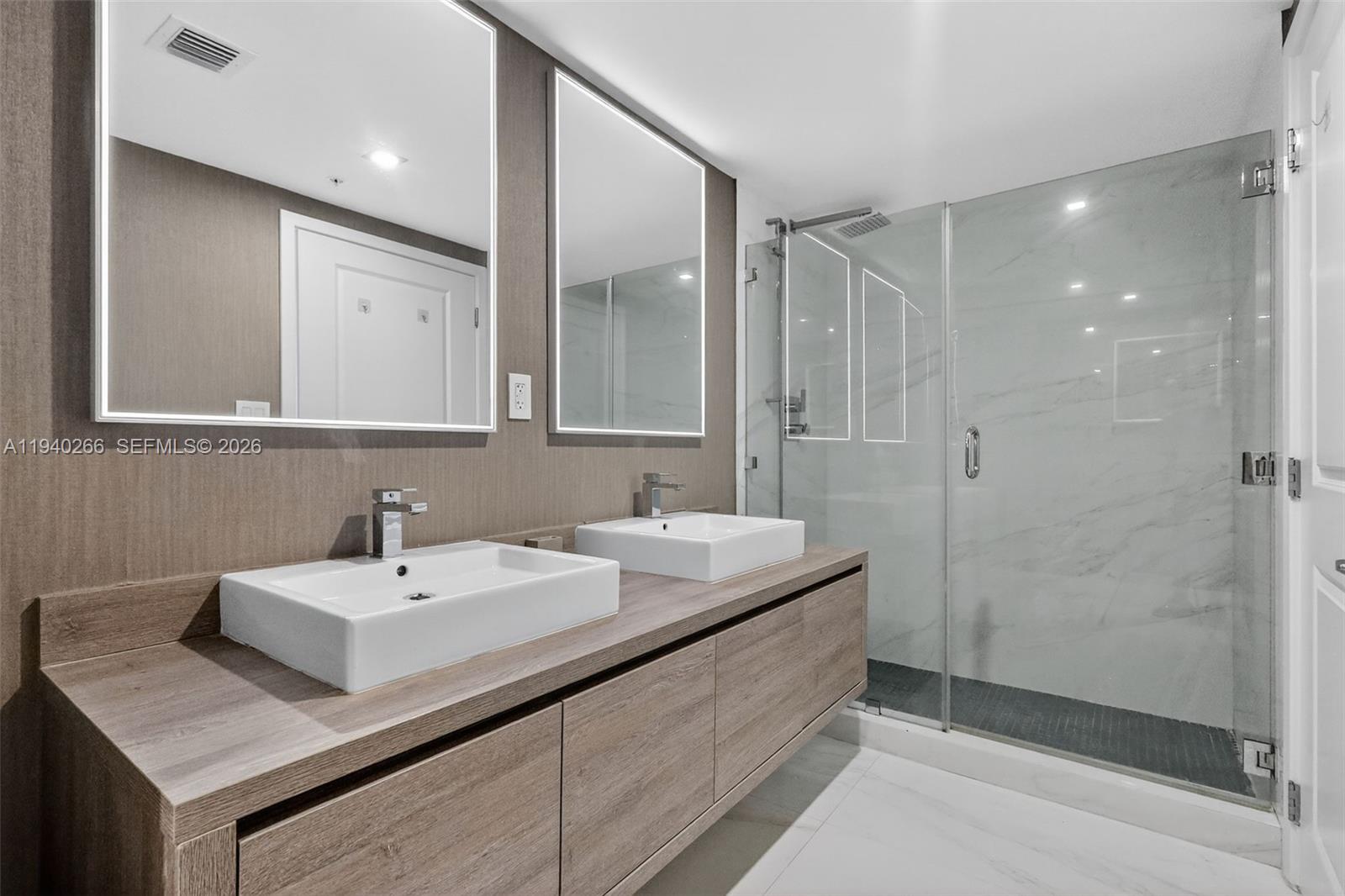 Photo of 400 Sunny Isles Blvd  #1207, Sunny Isles Beach, Florida, 33160 - 