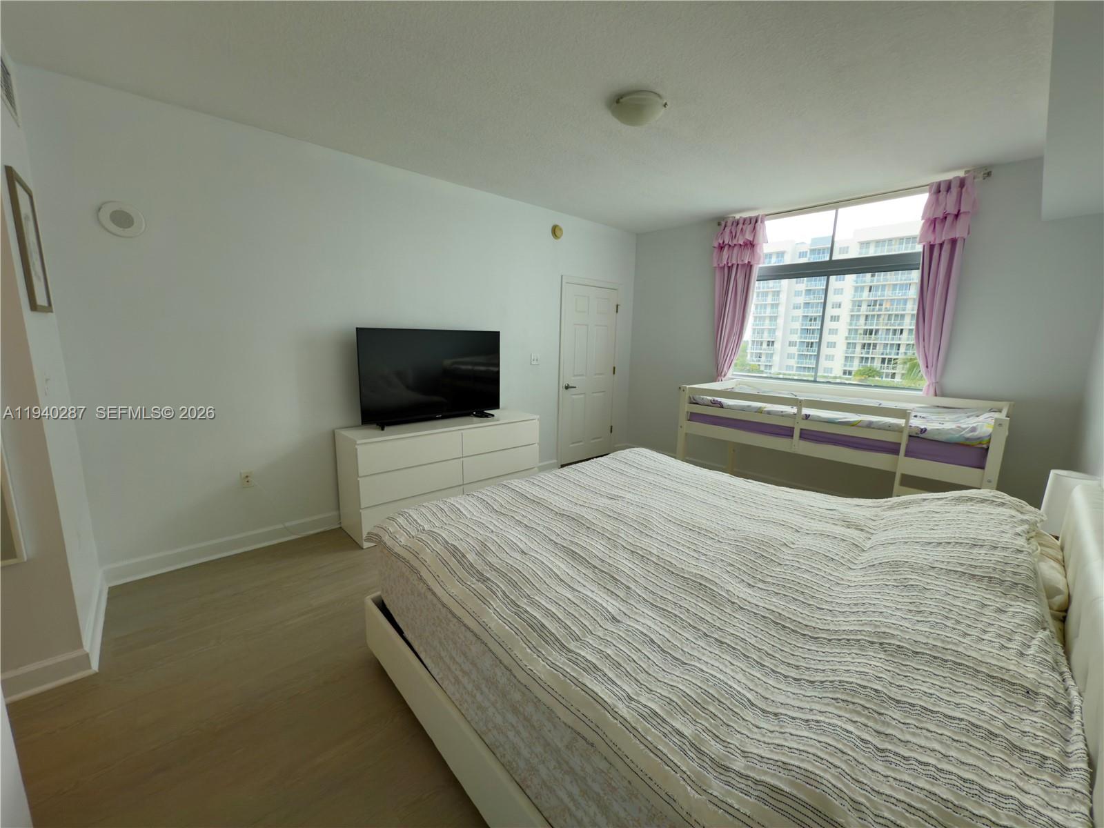 Photo of 140 Dixie Hwy  #712, Hollywood, Florida, 33020 - 