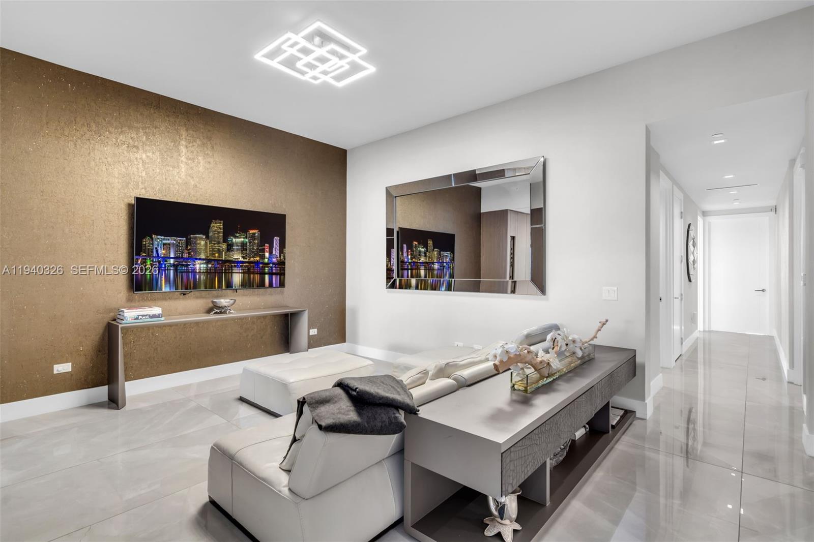 402 3 / 5 2797 sq. ft. $ 2026-01-07 0 Photo