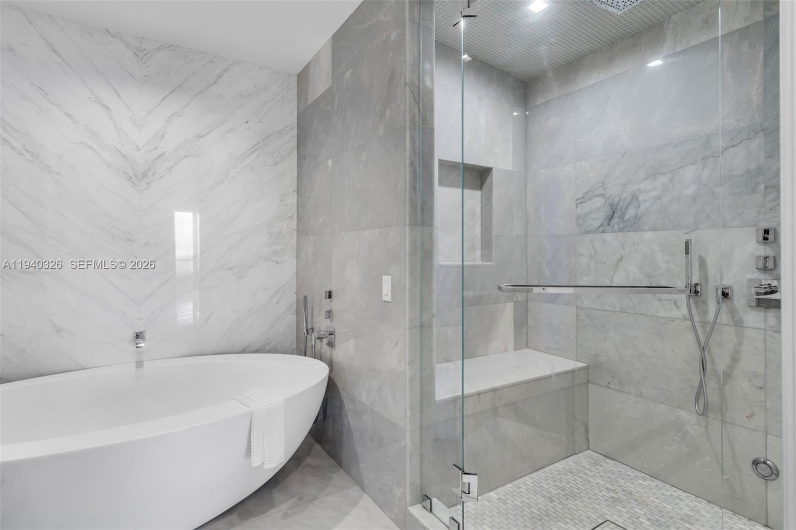 402 3 / 5 2797 sq. ft. $ 2026-01-07 0 Photo