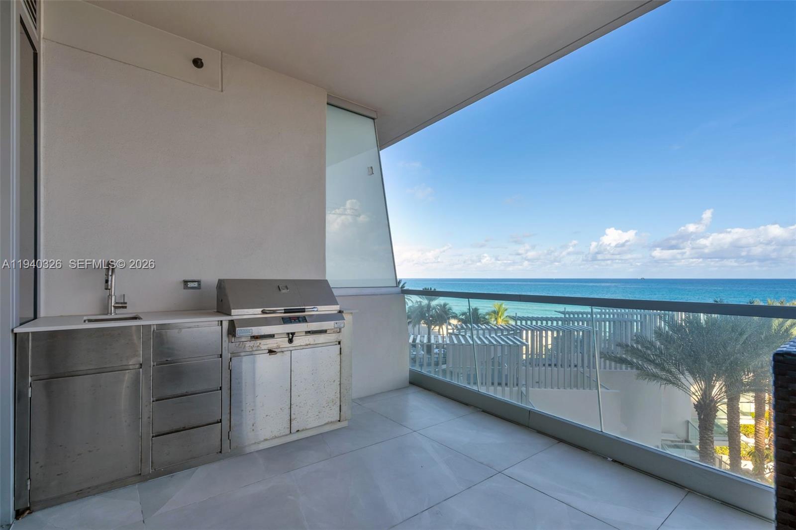 402 3 / 5 2797 sq. ft. $ 2026-01-07 0 Photo