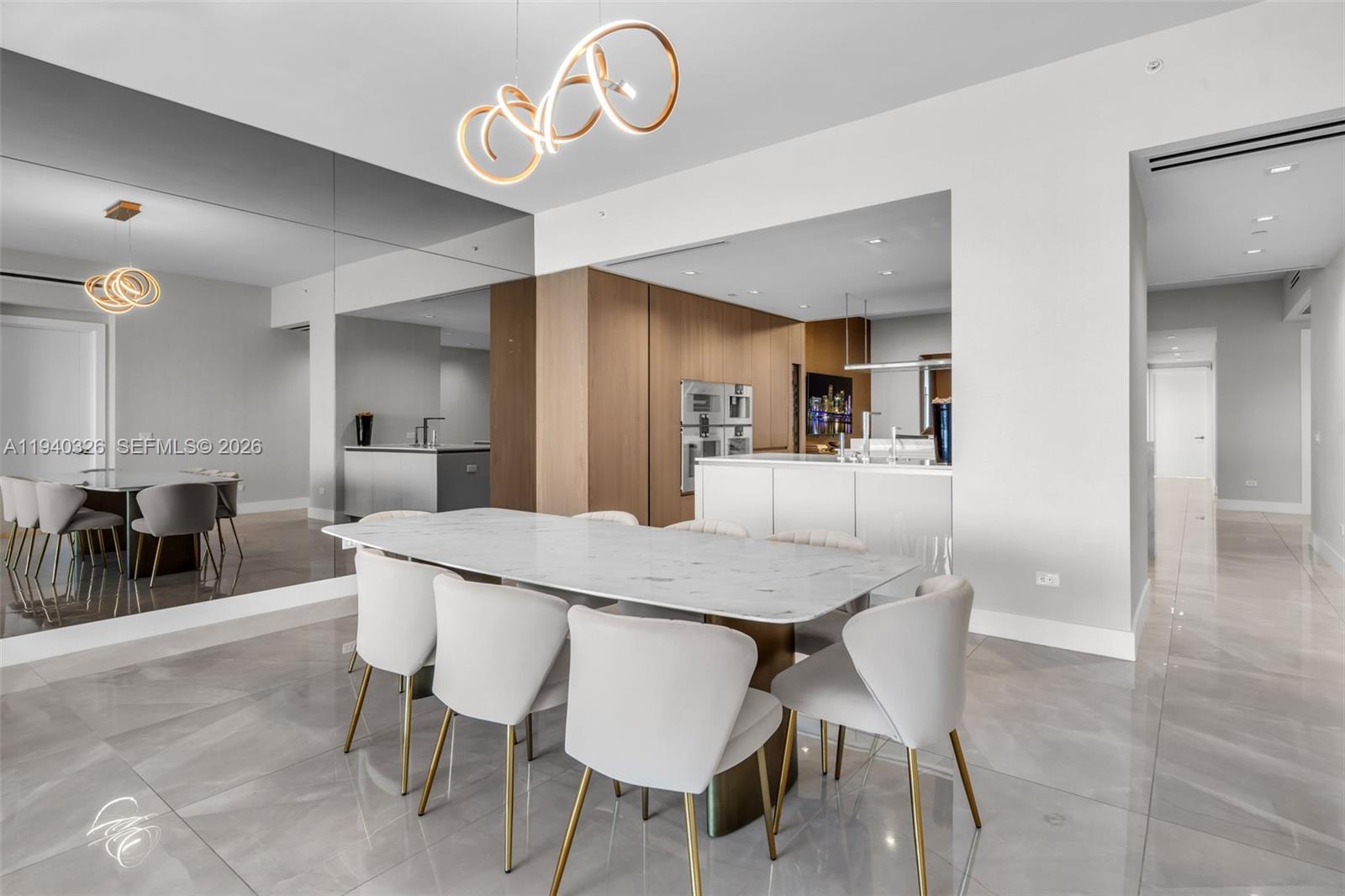 402 3 / 5 2797 sq. ft. $ 2026-01-07 0 Photo