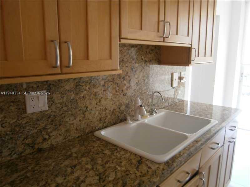 See details 1908 2 / 2 1240 sq. ft. $ 2026-01-07 0 Photo