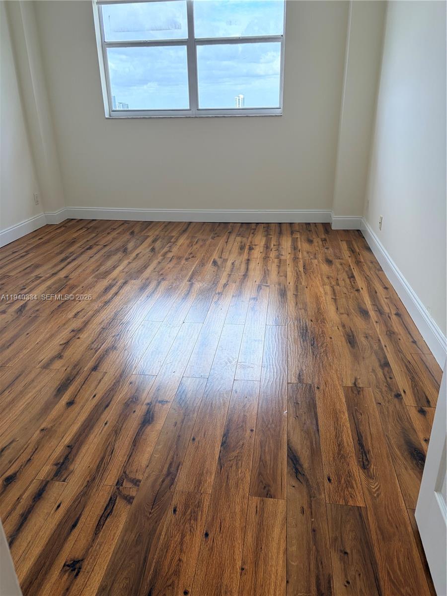 See details 1908 2 / 2 1240 sq. ft. $ 2026-01-10 0 Photo