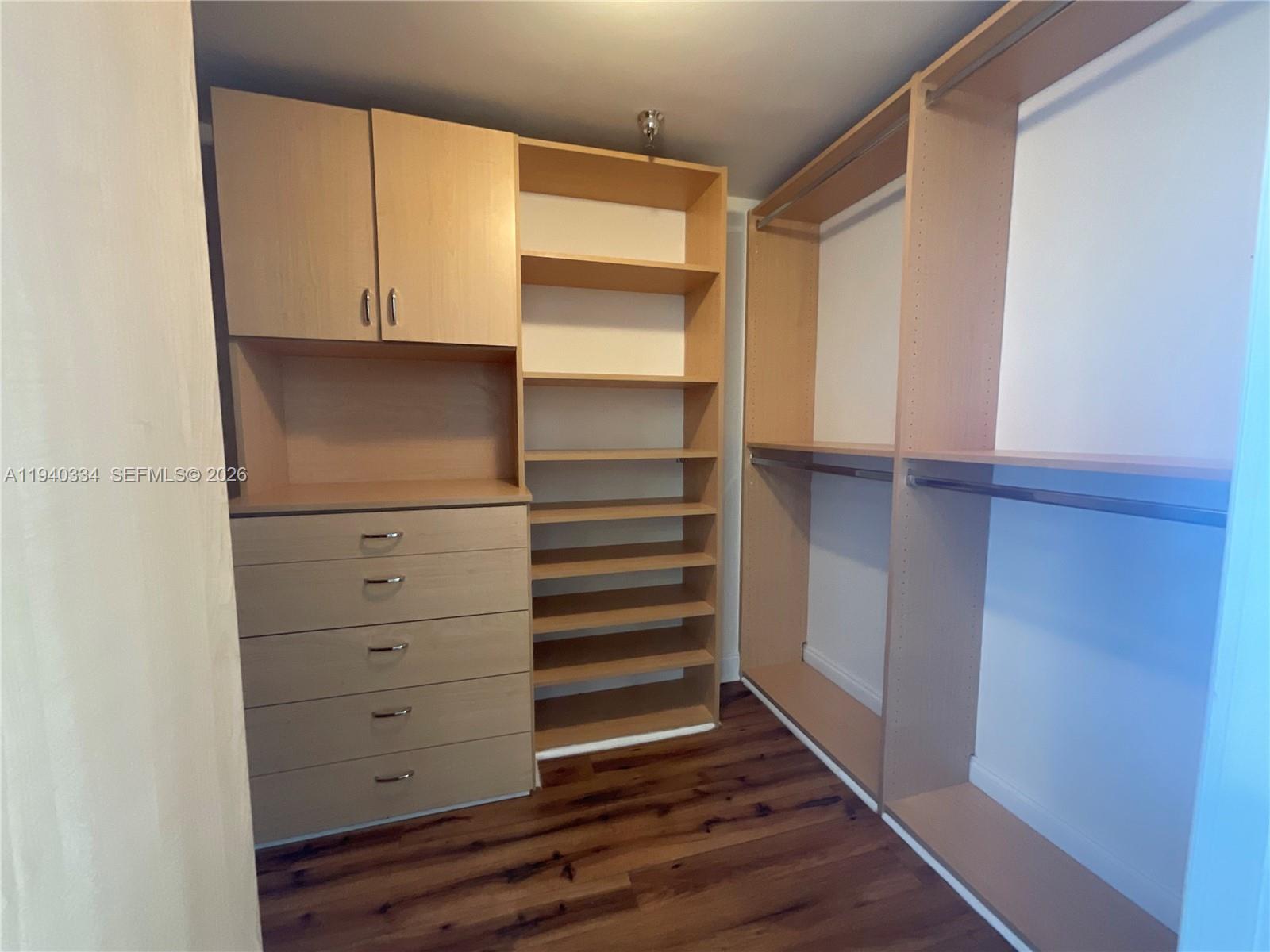 See details 1908 2 / 2 1240 sq. ft. $ 2026-01-10 0 Photo