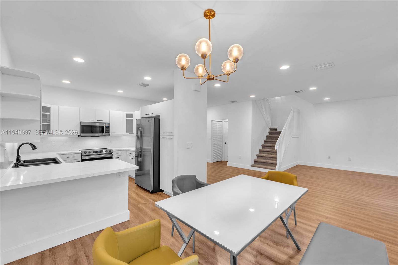 Photo of 1450 Weeping Willow Way  (1450), Hollywood, Florida, 33019 - 