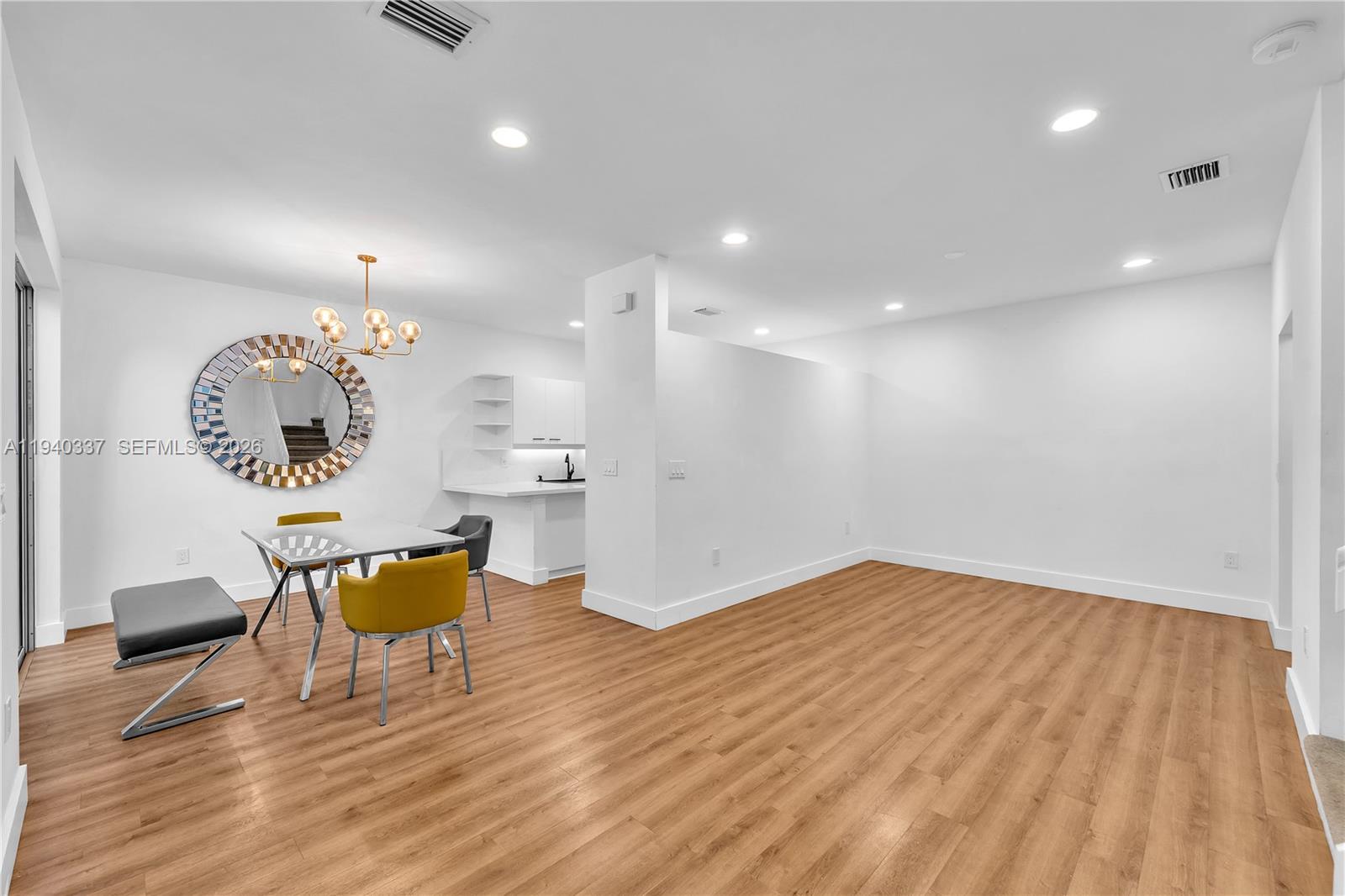 Photo of 1450 Weeping Willow Way  (1450), Hollywood, Florida, 33019 - 