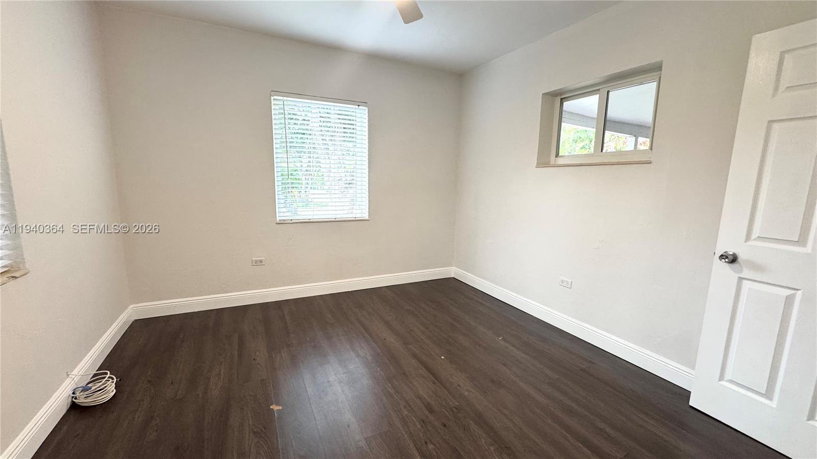   /  1690 кв.футов $ 2026-01-07 0 Фото