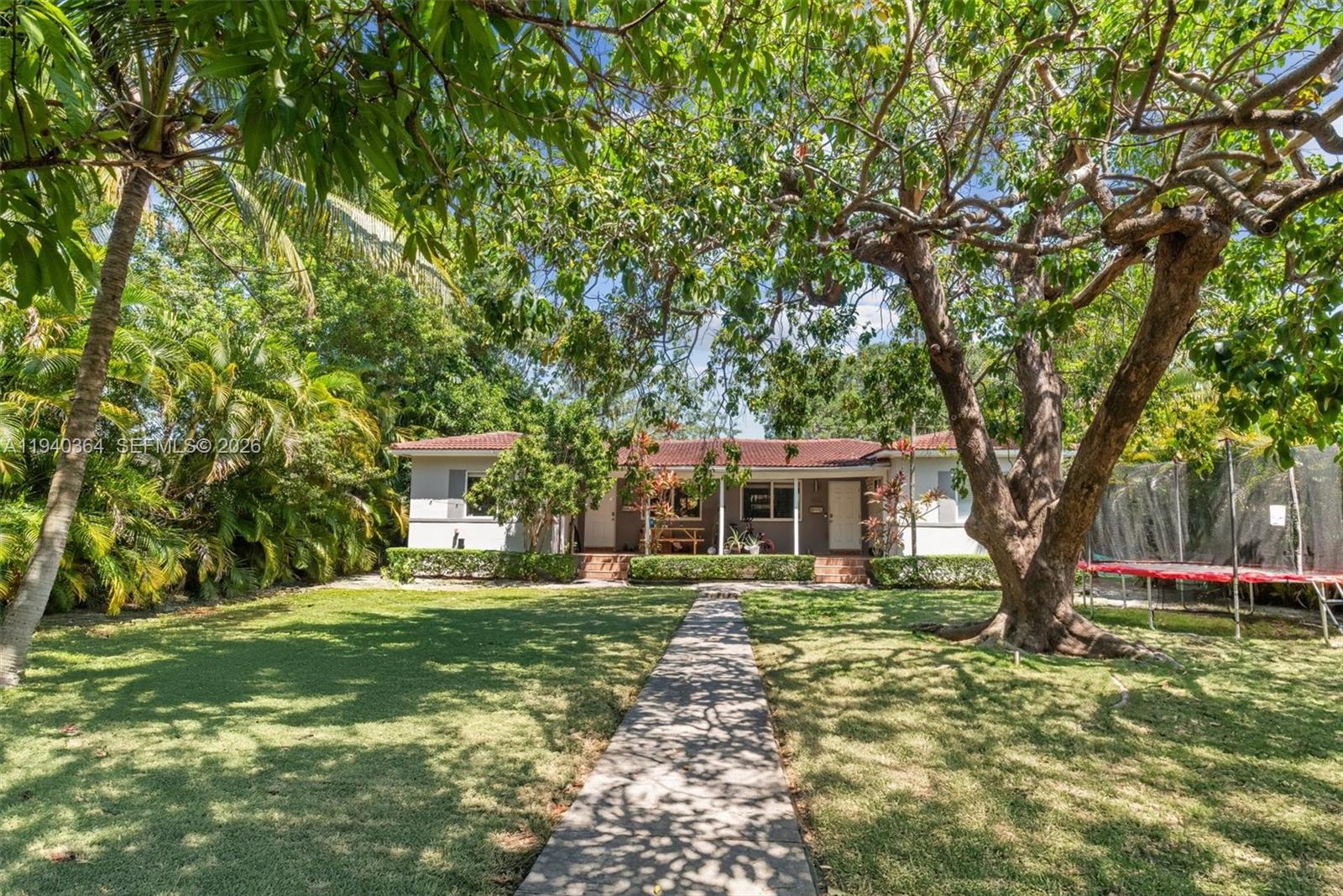   /  1690 кв.футов $ 2026-01-07 0 Фото