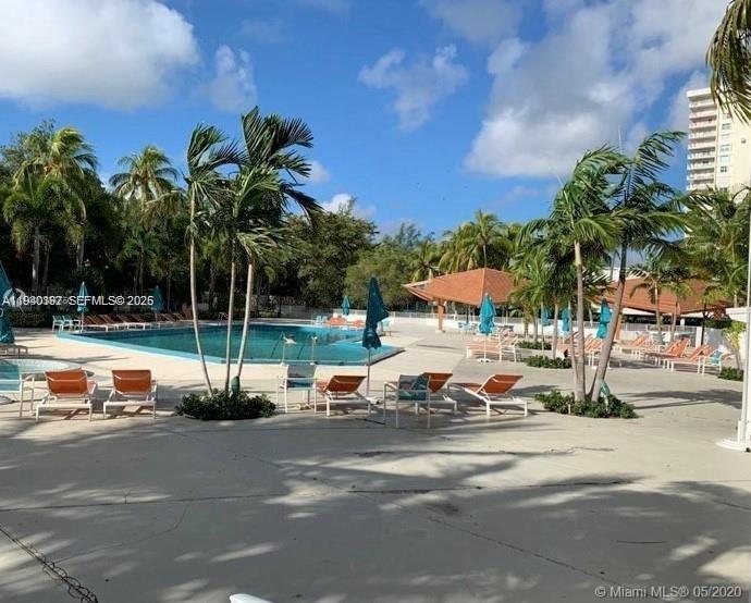 1012 1 / 2 991 sq. ft. $ 2026-01-07 0 Photo