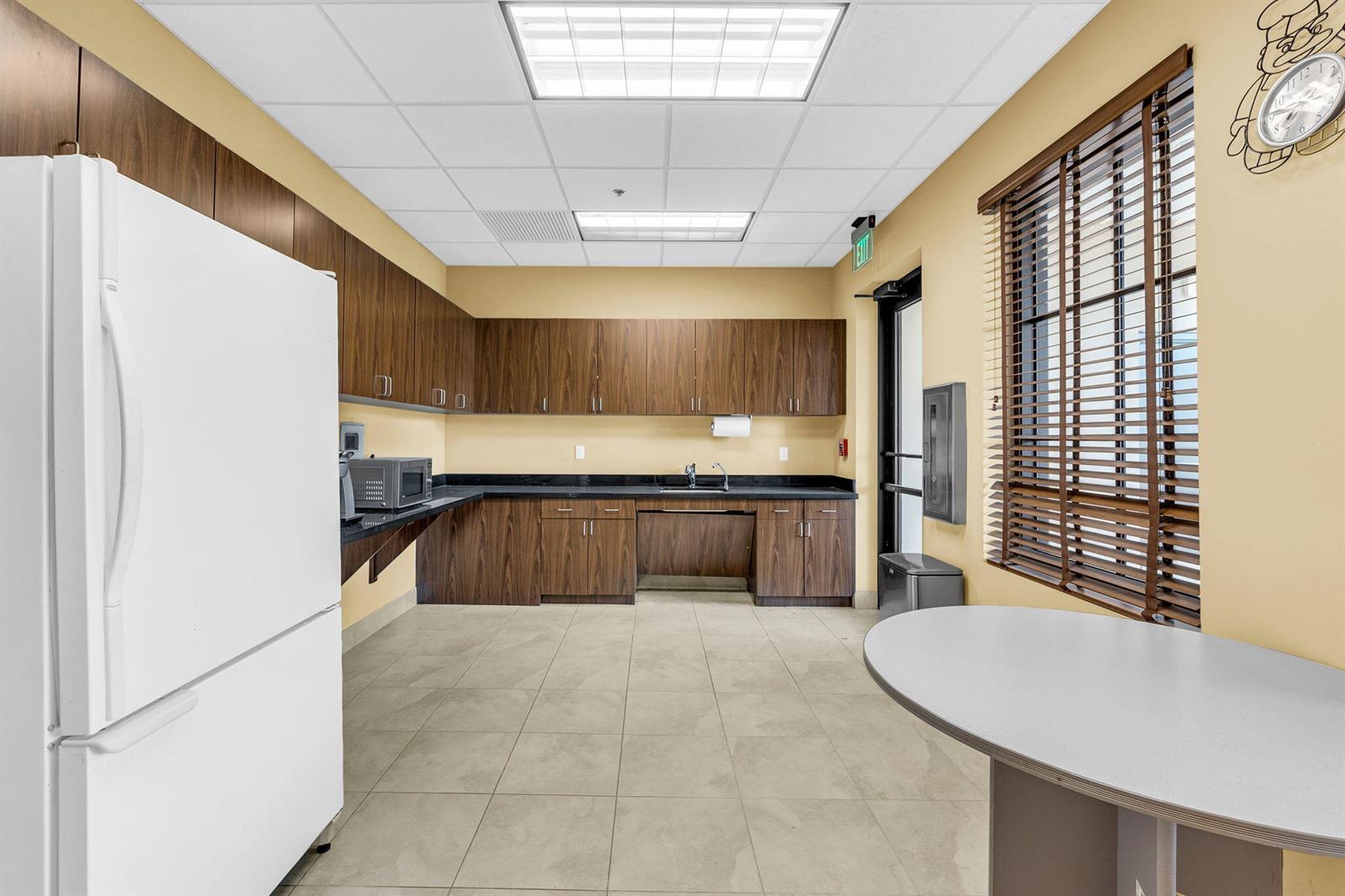Ver detalles 2nd Floor / 2 sq. ft. $ 2026-06-17 0 foto