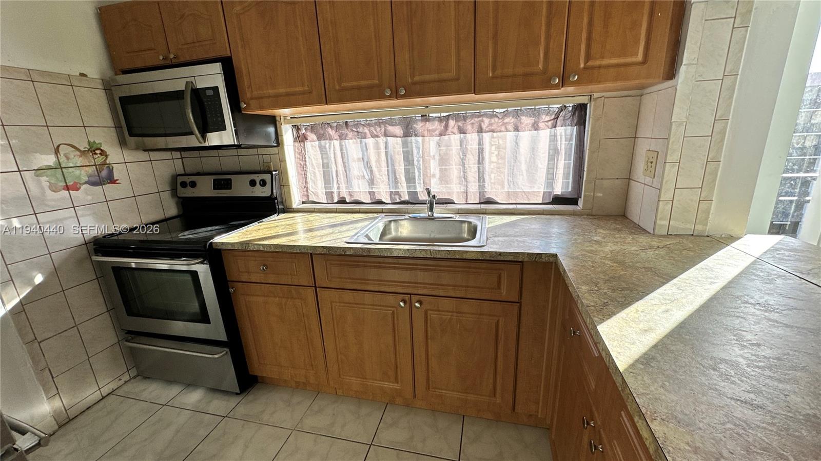 Photo of 16919 Bay Rd  #818-2, Sunny Isles Beach, Florida, 33160 - 