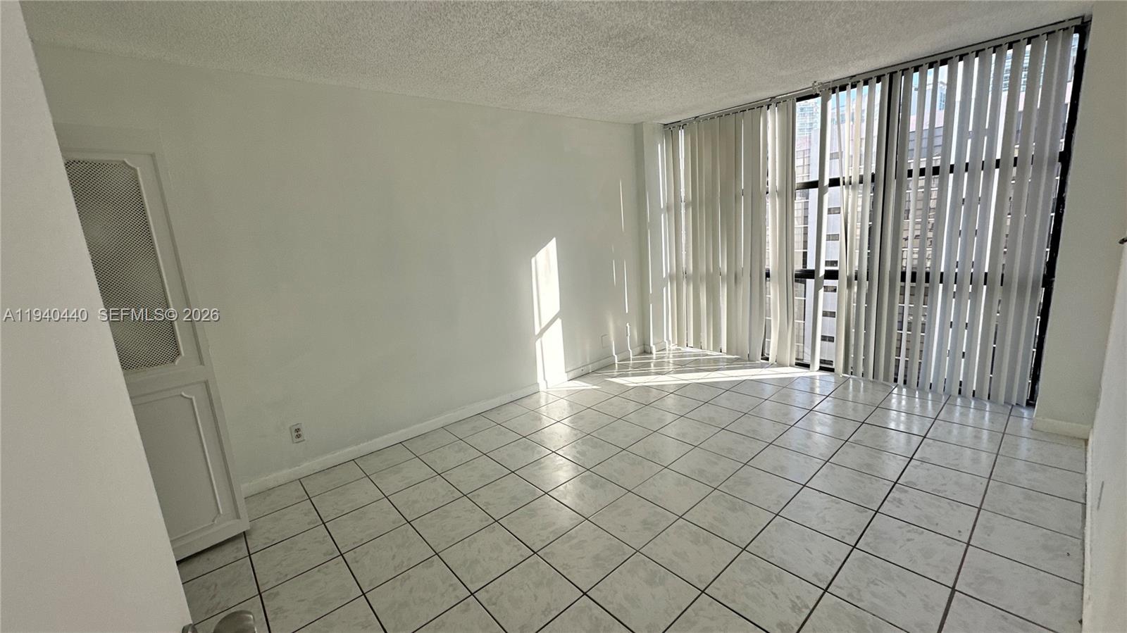 Photo of 16919 Bay Rd  #818-2, Sunny Isles Beach, Florida, 33160 - 