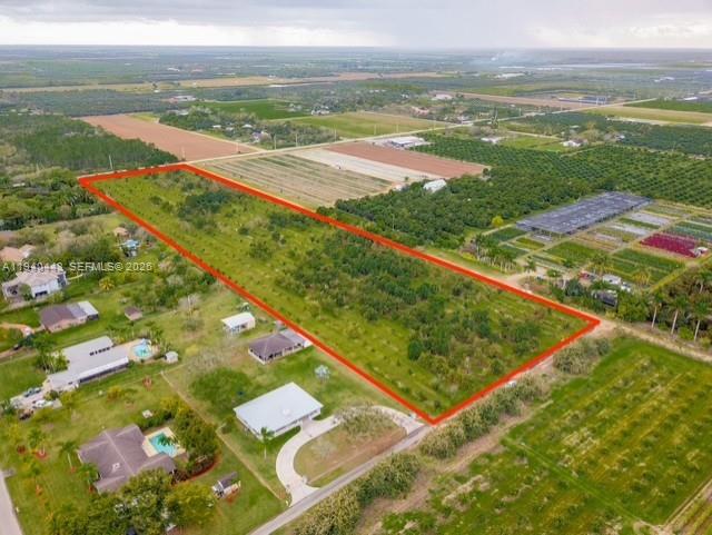   /   sq. ft. $ 2026-01-07 0 foto