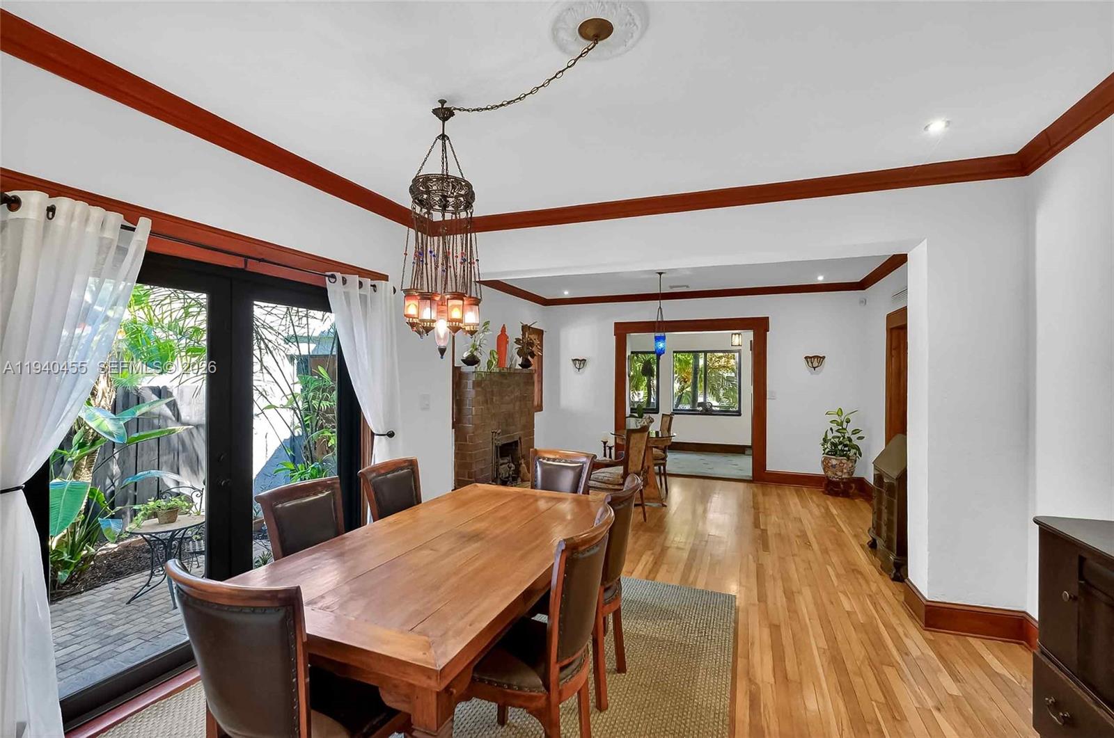   /   кв.футов $ 2026-01-07 0 Фото