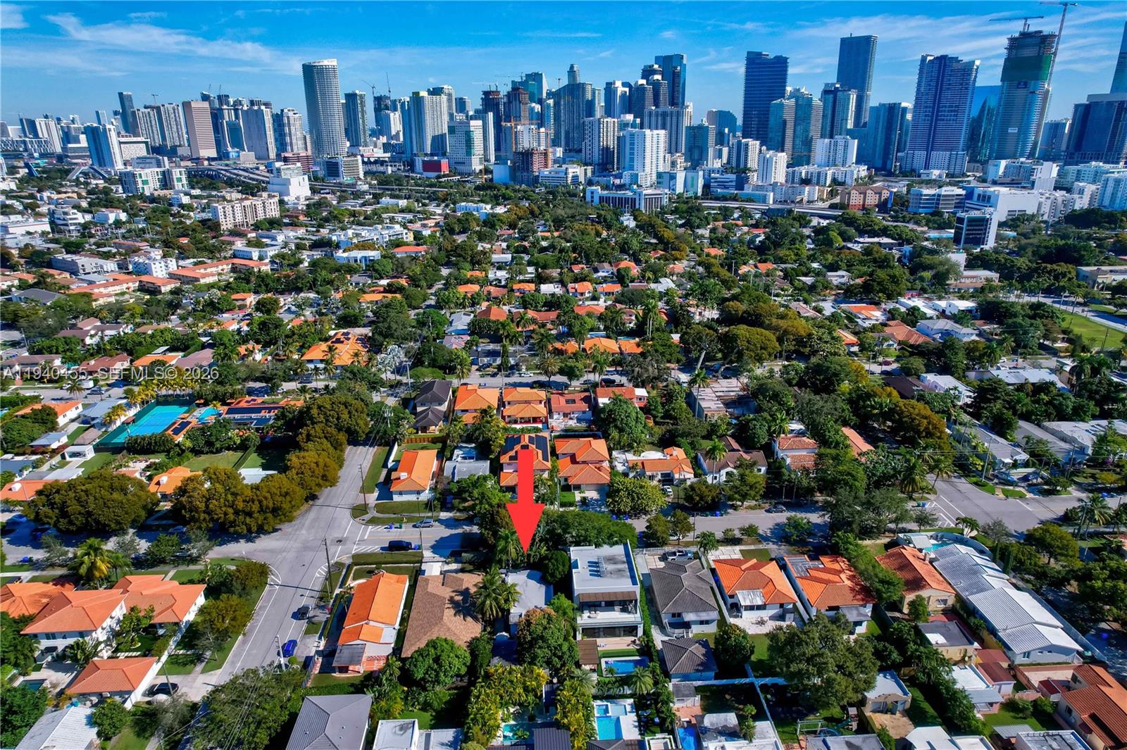   /   кв.футов $ 2026-01-07 0 Фото