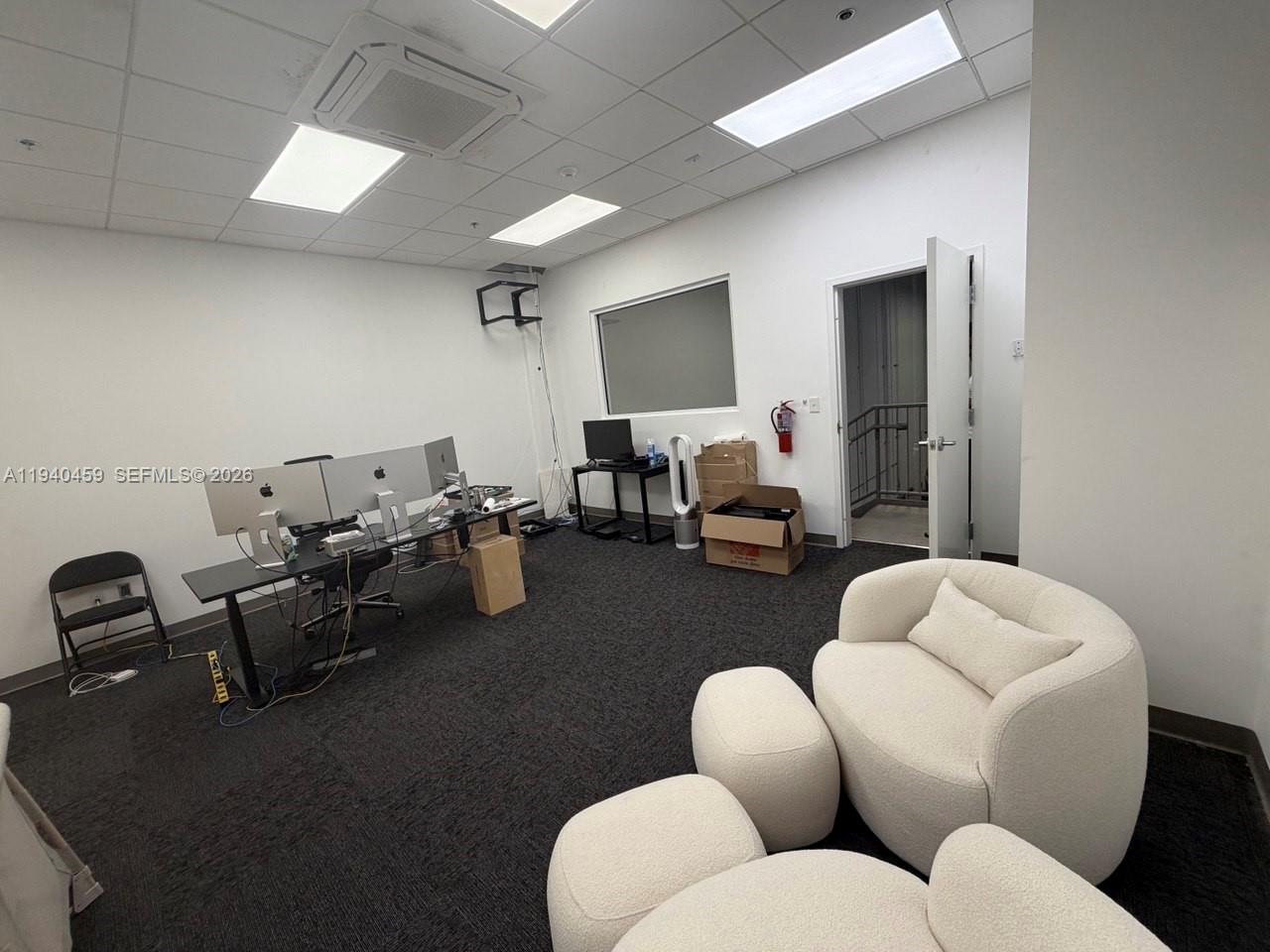   /   sq. ft. $ 2026-01-07 0 foto