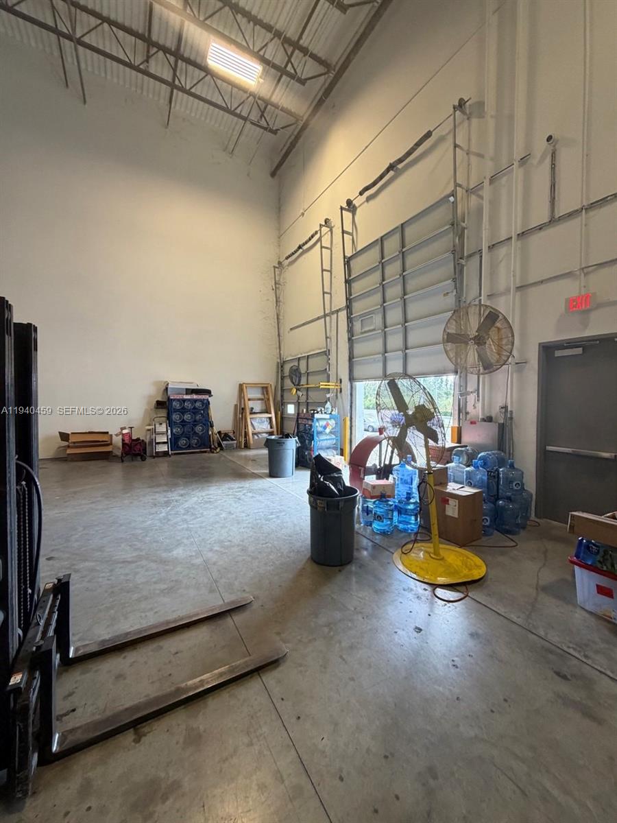   /   sq. ft. $ 2026-01-07 0 foto